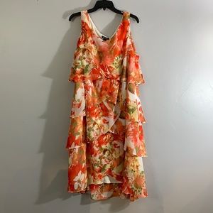 SLNY Floral Tiered cocktail dress